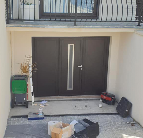Porte de garage à vanteaux à Tremblay-en-France — Clarté Fenêtres
